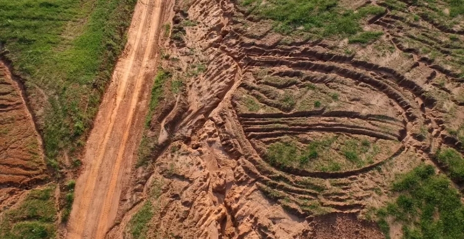 Medidas preventivas ajudam a evitar prejuízo com erosões — Foto: Reprodução/TV TEM
