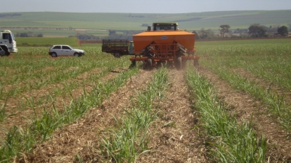 Adubador de discos evita desperdício e reduz custo