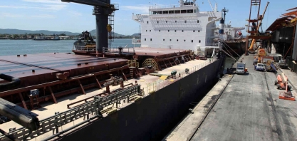 Navios com açúcar do Brasil seguem para Rússia, que lida com prateleiras vazias