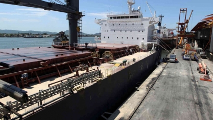 Navios com açúcar do Brasil seguem para Rússia, que lida com prateleiras vazias