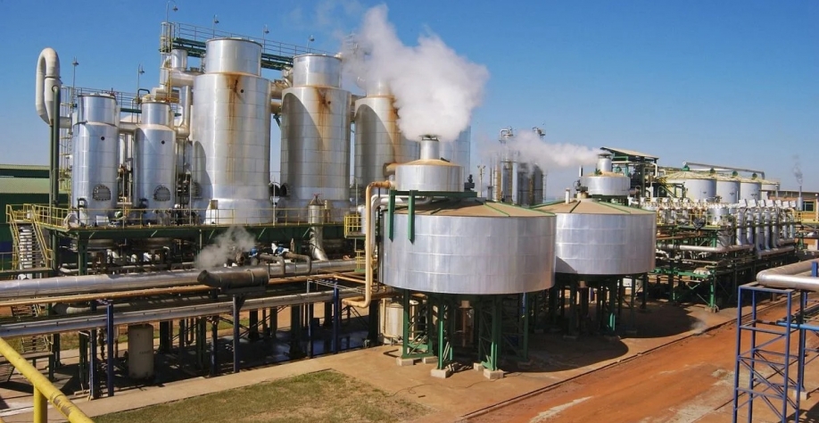 As empresas dizem que o programa encarece em até 10 centavos os combustíveis nas bombas e pode levá-las à falência (foto: Senar/PR/Divulgação)