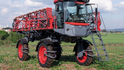 Baldan lança linhas de pulverizadores, graneleiros e uma plantadeira autotransportável na Agrishow 2022