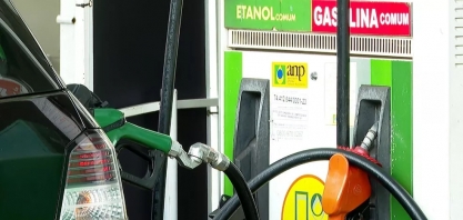 Preço do etanol tem alta de quase 5% nos postos; litro do diesel também avança, segundo ANP