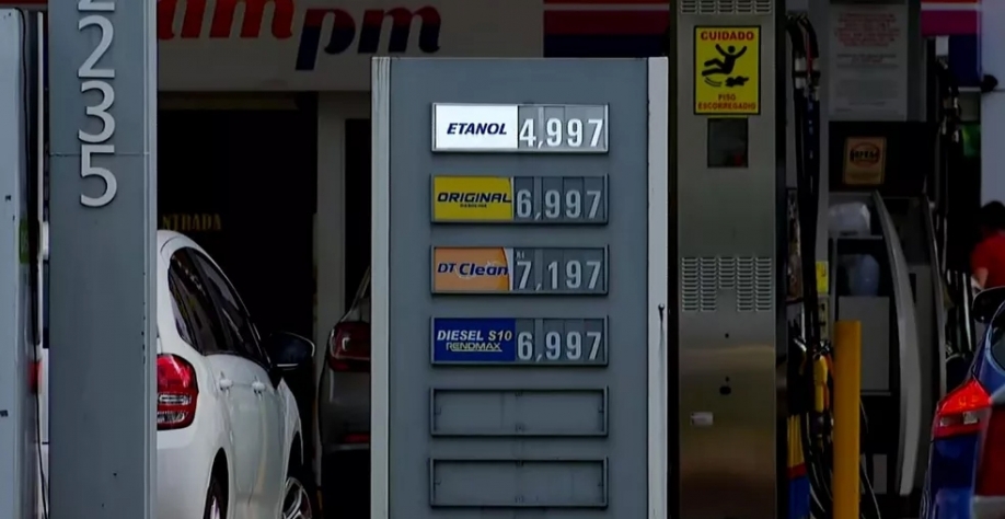 Litro do etanol chega a R$ 4,99 em Ribeirão Preto, SP — Foto: Reprodução/EPTV