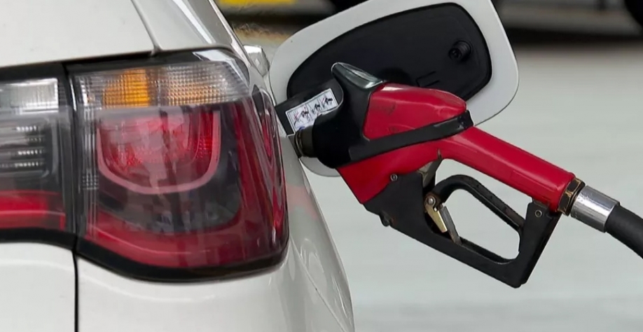 Bomba de combustível em Ribeirão Preto (SP) — Foto: Reprodução/EPTV