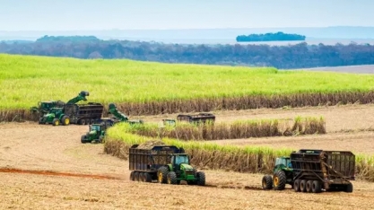 Seca e geada na lavoura de cana pressionaram preços dos combustíveis nas bombas