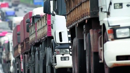 Redução do ICMS é ineficaz e greve de caminhoneiros 'não demora', diz associação