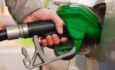 Preço médio do litro da gasolina e do etanol tem primeira queda simultânea depois de três meses de altas consecutivas, aponta Ticket Log