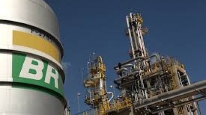Petrobras anuncia reajustes de 14,2% para o diesel e de 5,2% para a gasolina