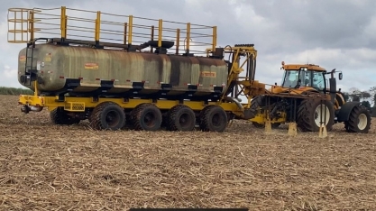 Tecnologia para aplicação localizada de vinhaça enriquecida com fertilizantes otimiza adubação nos canaviais