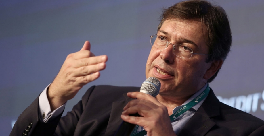 Até o final de 2023, a Vibra pretende instalar 50 eletropostos em estradas, conectando sete Estados das regiões Sul e Sudeste (Imagem: REUTERS/Amanda Perobelli)