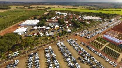 A DMB Máquinas e Implementos Agrícola estará presente na Coopercitrus Expo 2022