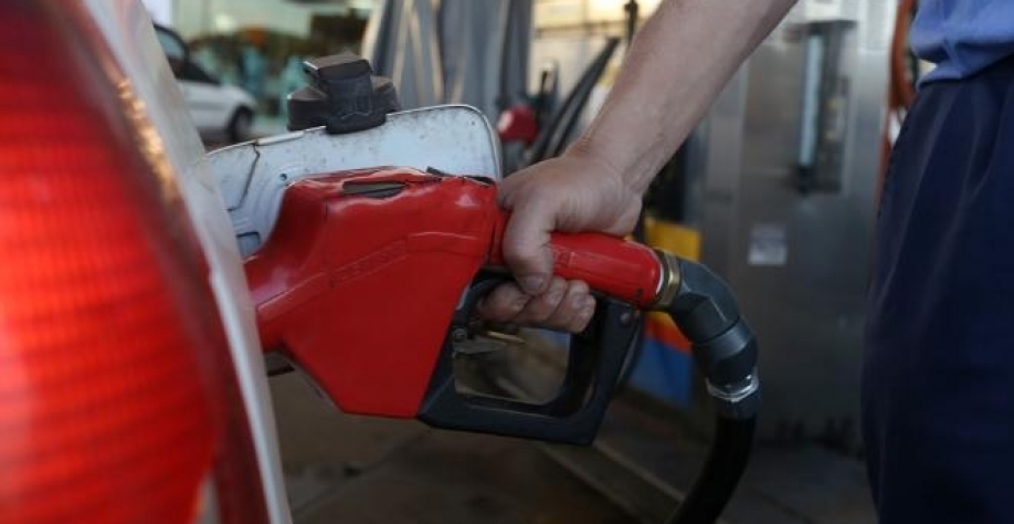 Queda deve acontecer até segunda-feira (11), diz diretor executivo do Sinpetro - Arquivo Correio do Estado