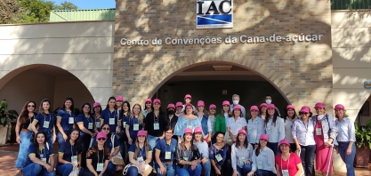 Pesquisas realizadas pelos Centro de Cana do IAC encantam participantes da visita técnica Cana Substantivo Feminino