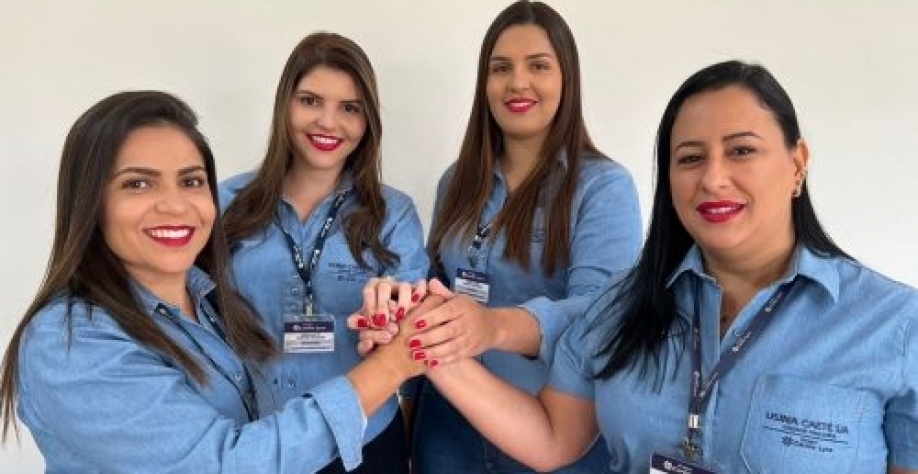 Letícia Moreira (Administração Agrícola), Márcia Torquato (Suprimentos), Maria Gabriela Braz (Suprimentos) e Evelizi Fernanda Araújo (Administração Agrícola), colaboradoras da Unidade Paulicéia.