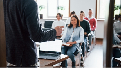 Strategy&, consultoria estratégica da PwC Brasil, abre vagas para universitários e recém-formados 