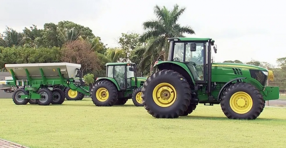 Crescimento do agro movimenta indústrias que fornecem máquinas e implementos agrícolas — Foto: Reprodução/TV TEM