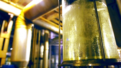 Gasolina derrete e empurra o etanol ladeira abaixo