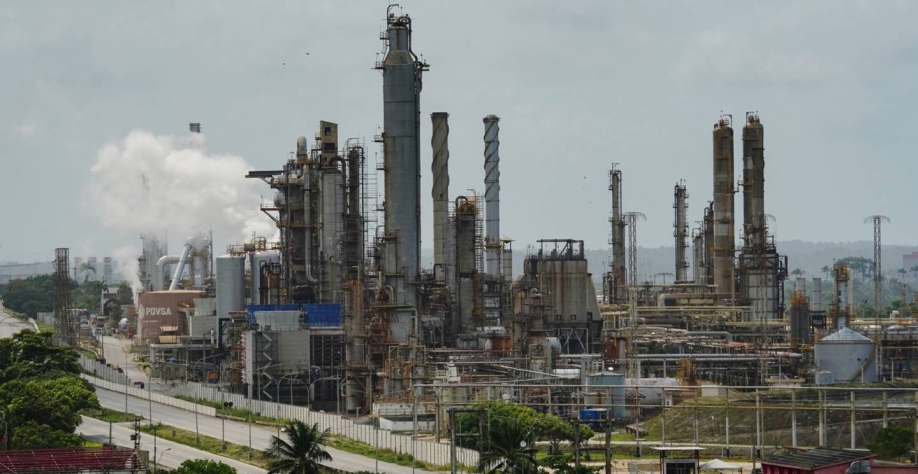 A política Covid Zero e a crise imobiliária pesaram sobre a maior economia da Ásia este ano, com vários grandes bancos prevendo que o crescimento será menor que 3%(Bloomberg/Manaure Quintero)