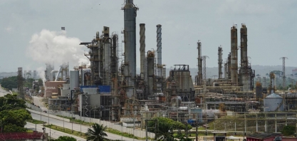 China avalia exportar mais combustível para reavivar crescimento