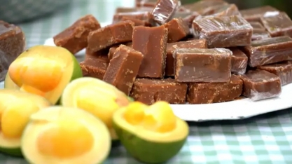 Associação de produtores cria receitas de rapadura com frutos tradicionais do Cerrado