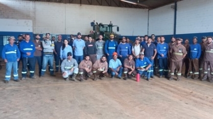 WD Agroindustrial realiza campanha de Dezembro Vermelho