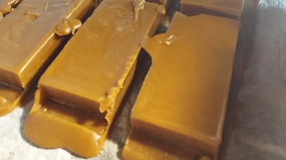 Aprenda o preparo da tradicional rapadura de cana-de-açúcar