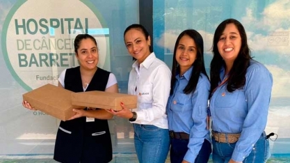 Atvos doa mechas de cabelo para Hospital de Amor de Nova Andradina (MS)