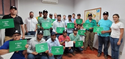 Alcoolvale: equipe da Oficina Automotiva participa de diagnóstico avançado, elétrica e hidráulica de colhedoras