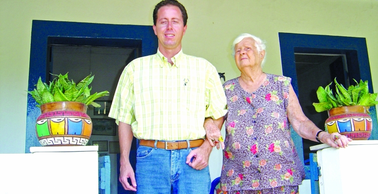 Dona Maria Olímpia Pugas de Moura Andrade é uma das personagens do livro Mulheres da Cana-de-Açúcar