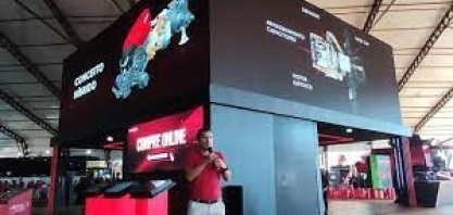 CASE IH anuncia trator elétrico e motores híbridos