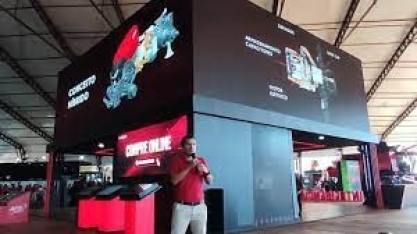 CASE IH anuncia trator elétrico e motores híbridos