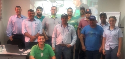 Alcoolvale: equipe da Oficina Automotiva participa de entrega técnica do Service Advisor