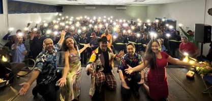 Usina usa o teatro para receber colaboradores para a nova safra