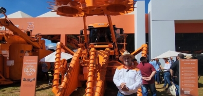 Jacto se prepara para lançar a colhedora de cana Hover 500