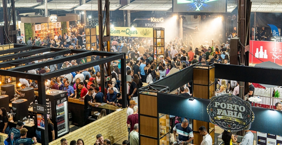 A 32ª Expocachaça deve receber 20 mil visitantes em 4 dias, na Serraria Souza Pinto | Crédito: Douglas Castro