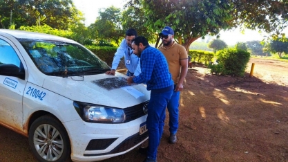 Alcoolvale faz acompanhamento de moscas do estábulo