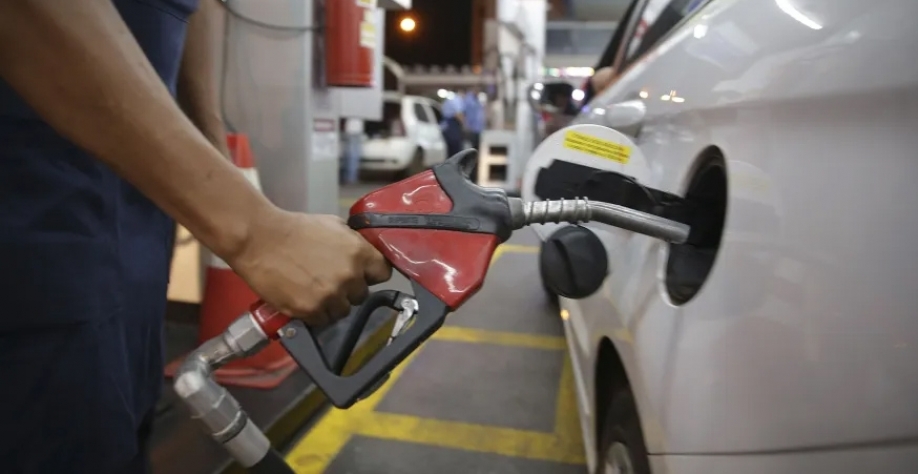 Em São Paulo, principal estado produtor, consumidor e com mais postos avaliados, a cotação média caiu 2,51% na semana, de R$ 3,59 para R$ 3,50. Marcello Casal Jr/Agência Brasi