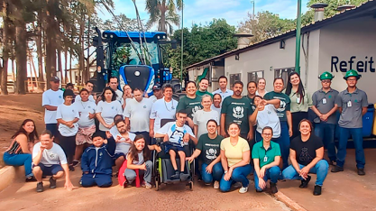 Usina Salto Botelho Agroenergia recebe visita de alunos da Apae