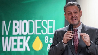 Carlos Fávaro defende regulamentação de biodiesel B20