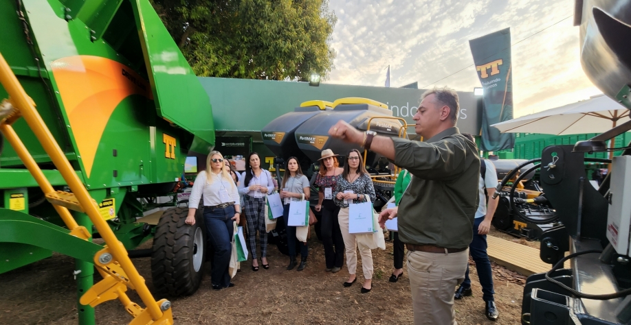 Visita da Expedição no estande da TT do Brasil na Fenasucro & Agrocana em 2022