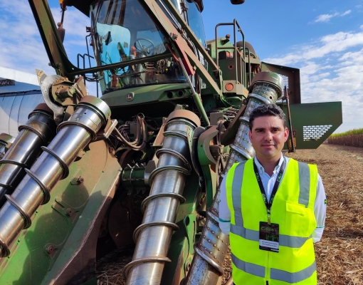 Henrique Soares Naufel: “Ficamos décadas desenvolvendo melhorias para as máquinas de uma linha. Agora, é hora de focar nossos esforços nas colhedoras de duas linhas”. Foto: Leonardo Ruiz