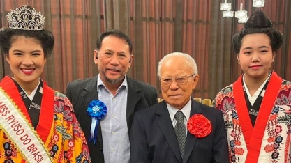 Alcoeste: Kosuke Arakaki e Luis Antonio Arakaki recebem homenagem da Associação Okinawa Kenjin e do Centro Cultural Okinawa