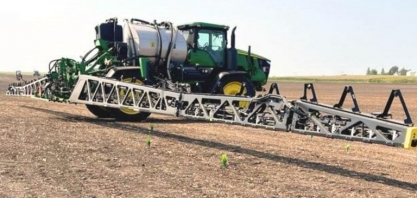 Por que a John Deere investe todos os dias US$ 13,7 milhões no agro global