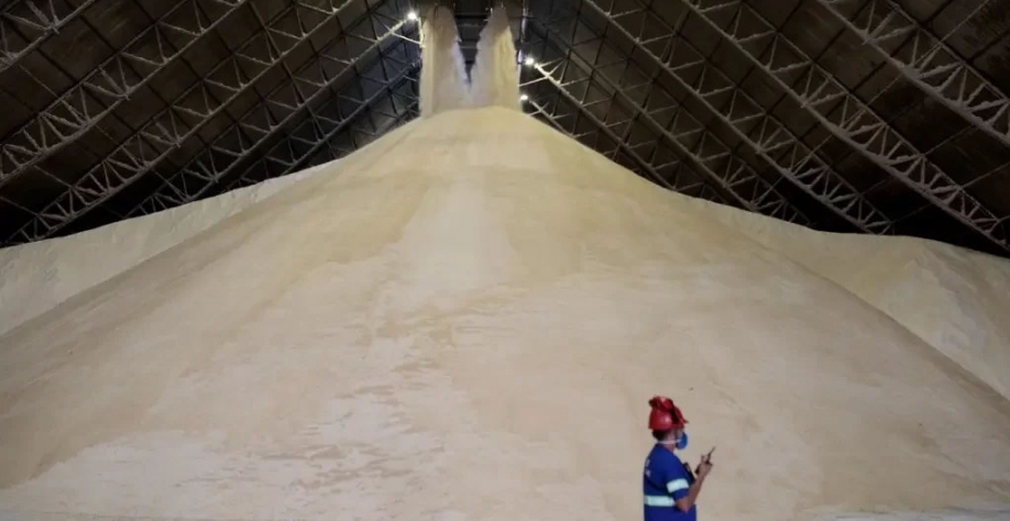 Açúcar: demanda da China por açúcar branco atingiu um novo recorde, cehgando a 1,9 milhão de toneladas no final de agosto (Bloomberg/Bloomberg)