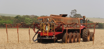 Vinhaça localizada pode render R$ 6 milhões a mais em comparação com adubação convencional em uma área de 10 mil hectares