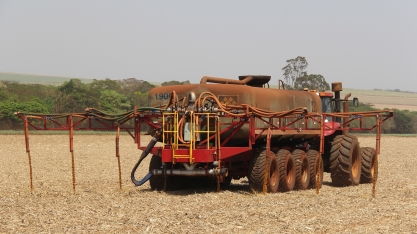 Vinhaça localizada pode render R$ 6 milhões a mais em comparação com adubação convencional em uma área de 10 mil hectares