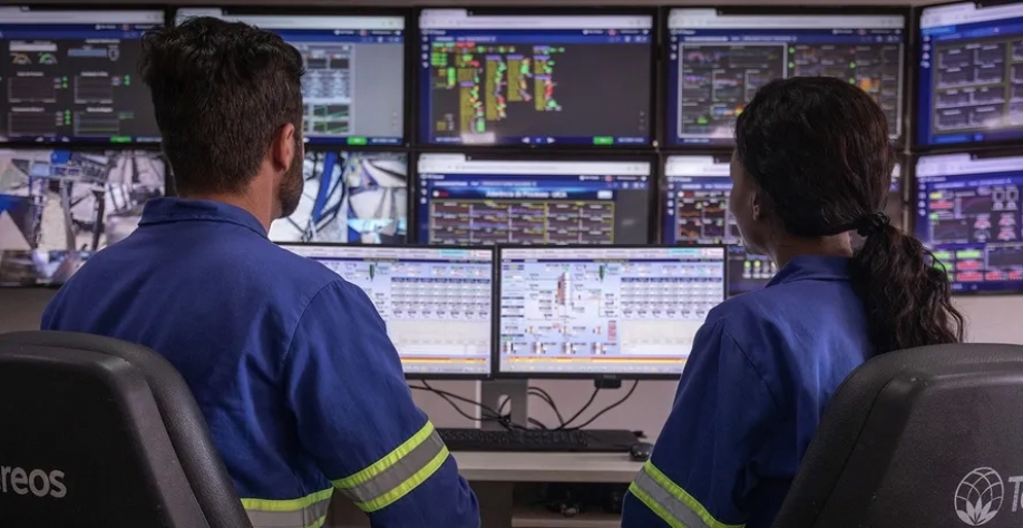 Empresa montou uma equipe com 20 cientistas de dados para gerar informações que aumentem a produtividade no campo e na indústria — Foto: Divulgação