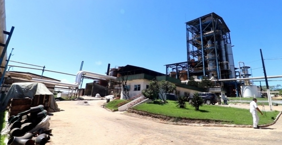 Destilaria de etanol de milho da Cooperativa Pindorama, a primeira na região Norte/Nordeste. Crédito: Bccom Comunicação