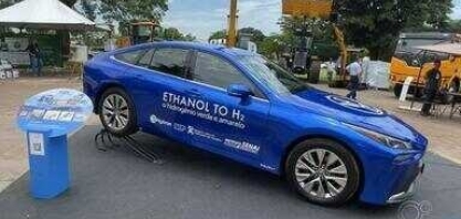 Cientistas e empresas de cana-de-açúcar discutem novas tecnologias em seminário